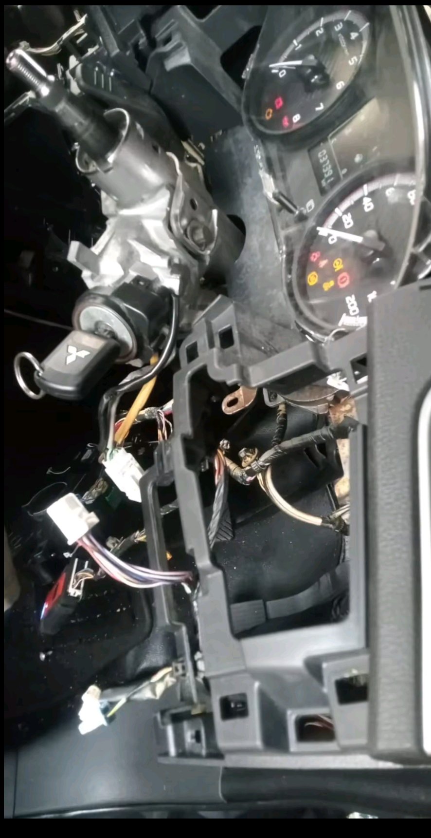 Bongkar Pasang Dashboard